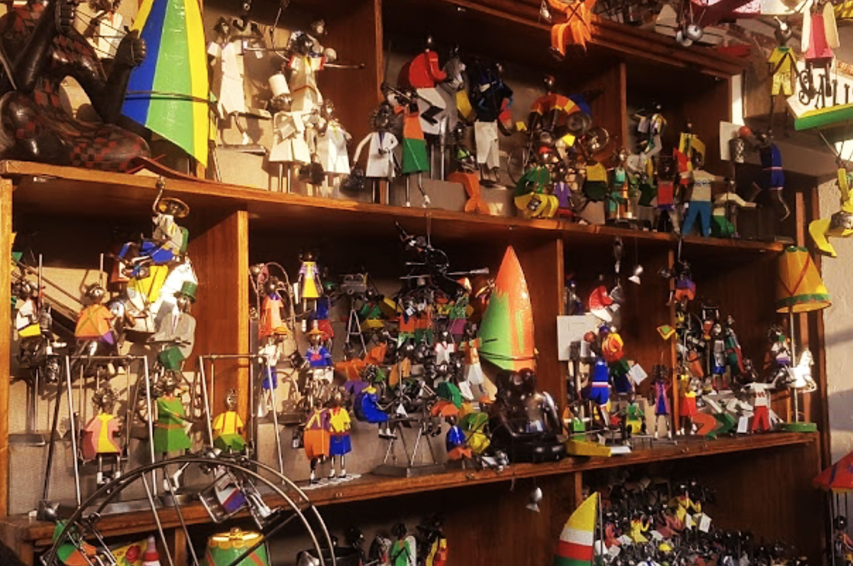 Disfruta comprando en el Bazar del Sábado