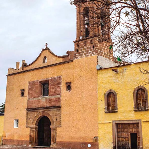 Visitar el Ex Convento de Santiago Apóstol en Tecozautla 