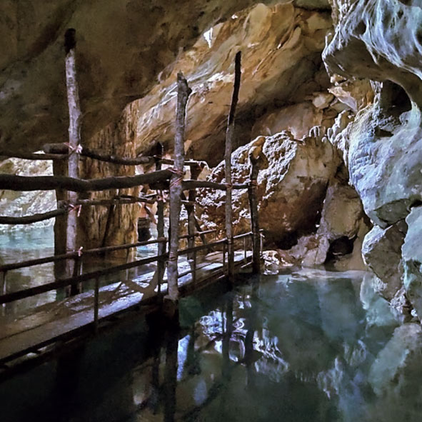 Cenote-San-Felipe