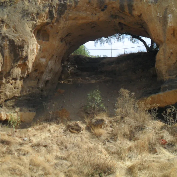 Cuevas de la Amistad