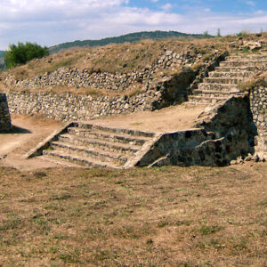 Zona Arqueológica de El Grillo