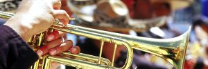 El Mariachi, Música de Cuerdas, Canto y Trompeta