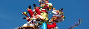 Ceremonia ritual de los Voladores