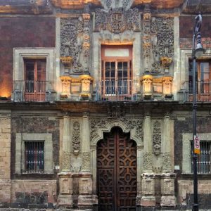 Museo de la Caricatura, Real Colegio de Cristo
